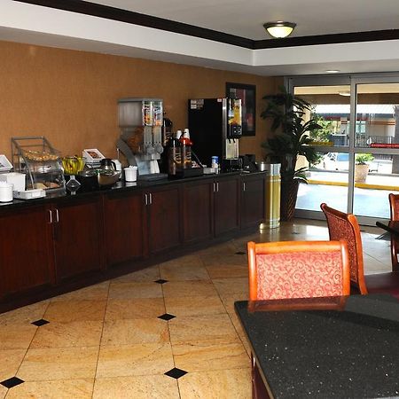 Heritage Inn Милледжвилл Экстерьер фото
